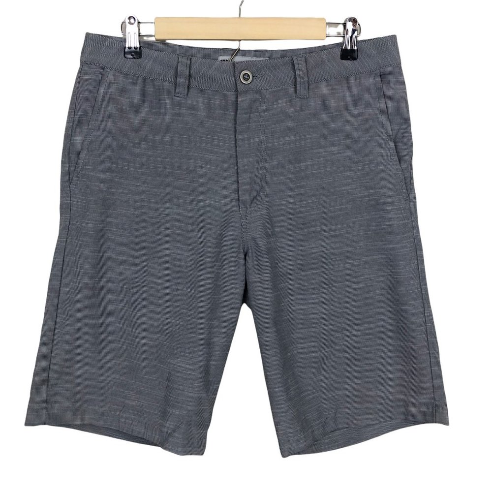 Travis Mathew Men's Golf Chino Shorts Size 32 Gray Active Casual Pockets Comfort